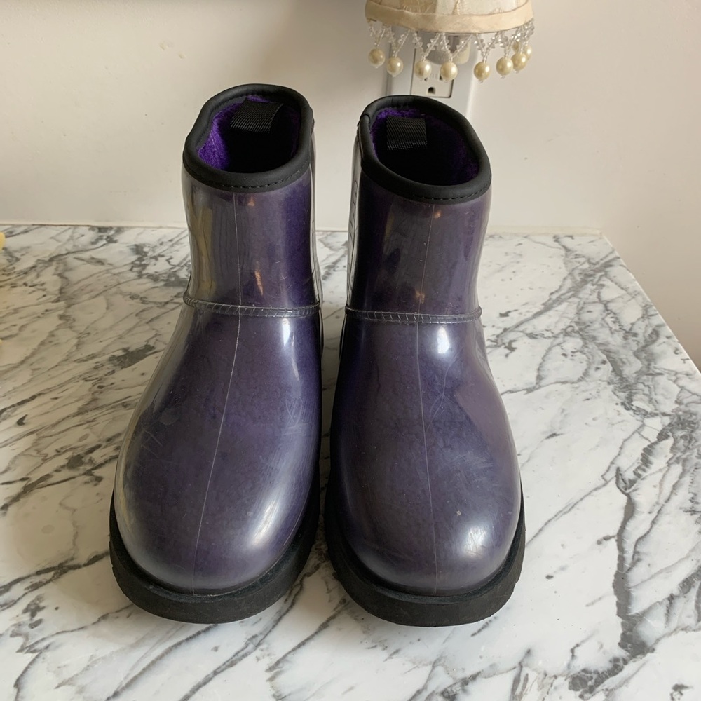 UGG Woman’s Purple Mini Rain Boots 7